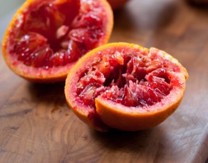 Juicing blood oranges