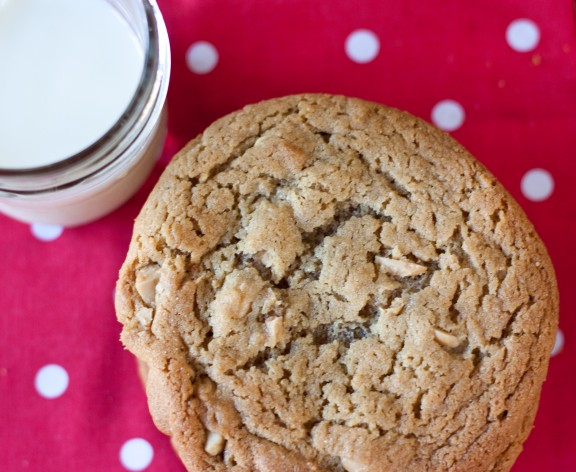 Chunky Peanut Butter Cookies Chunky Peanut Butter Cookies