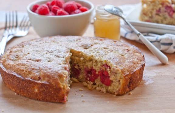 cornmeal cake with fresh corn and raspberries