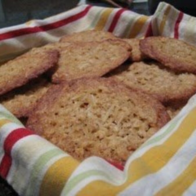Thin and Crispy Oatmeal Coconut Cookies