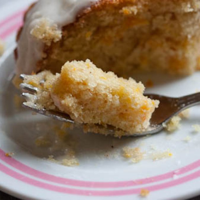 Buttermilk Cake with Spiced Vanilla Icing