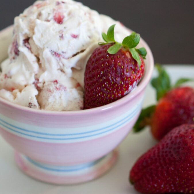 Strawberry Ice Cream to Avoid Humiliation